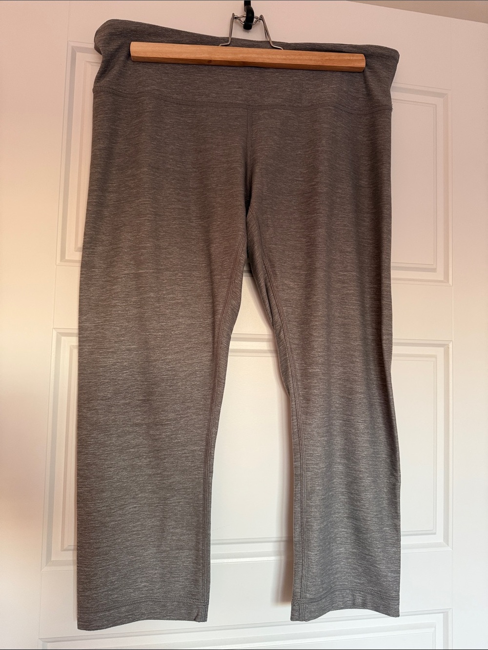 lululemon athletica Gray Cropped Leggings